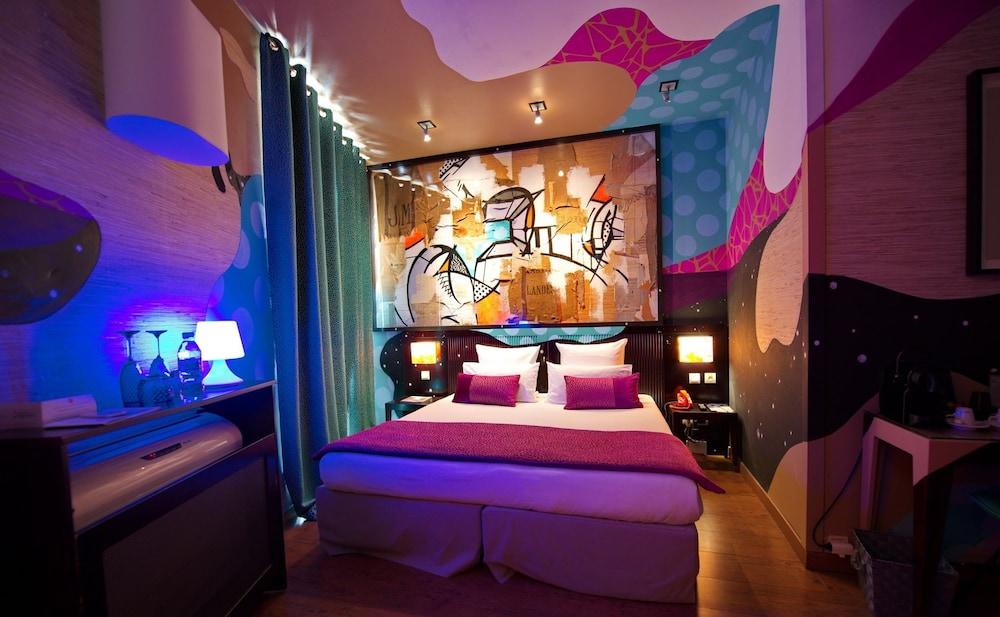 Des Beaux-arts Hotel 4*