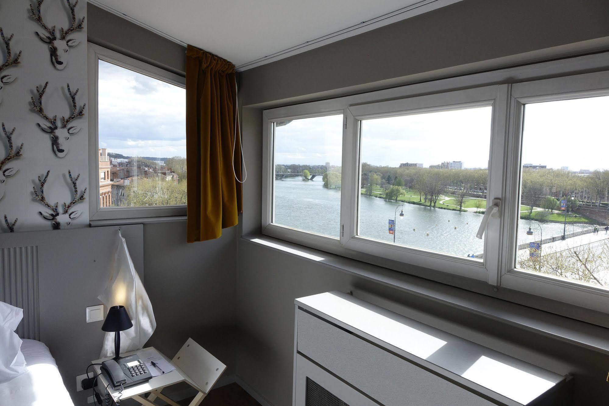 Hotel Des Beaux-arts 4*