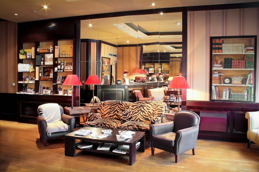 Des Beaux-arts Hotel 4*